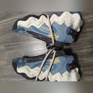 Adidas Women’s Exhibit B Candace Parker Mid Top Blue Basketball Shoes Size 9